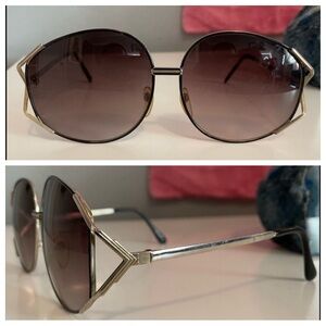 Vintage Black/Gold Sunglasses